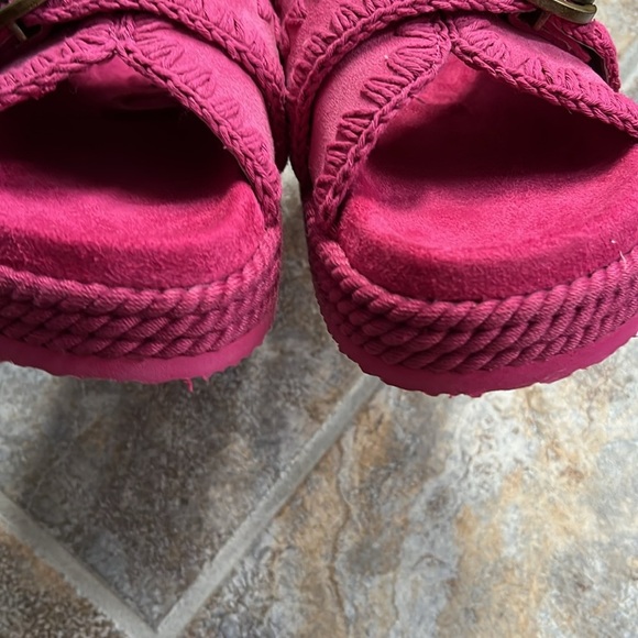 MOU Fruit Punch Slides Size 9.5 NIB - Picture 13 of 14